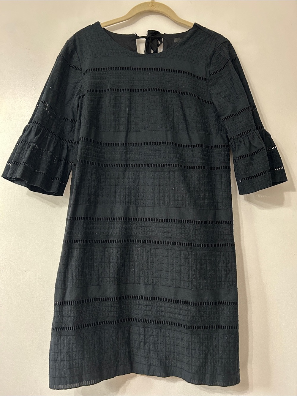 J. Crew Flutter Sleeve Eyelet Shift Dress Black Size 0 Lace 3/4 Sleeve